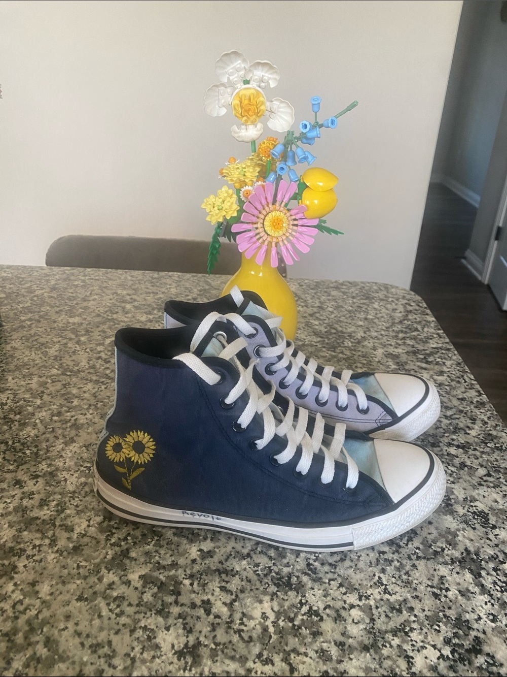 Converse sunflower high top sneakers - Picture 2 of 16